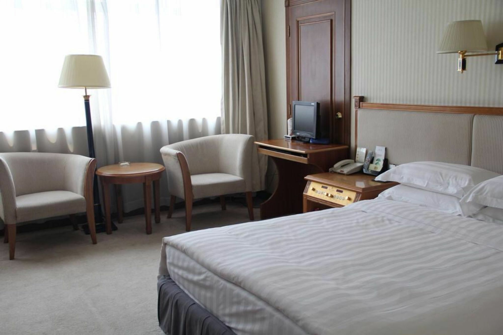 Shangdong Litian Hotel Цзінань Екстер'єр фото